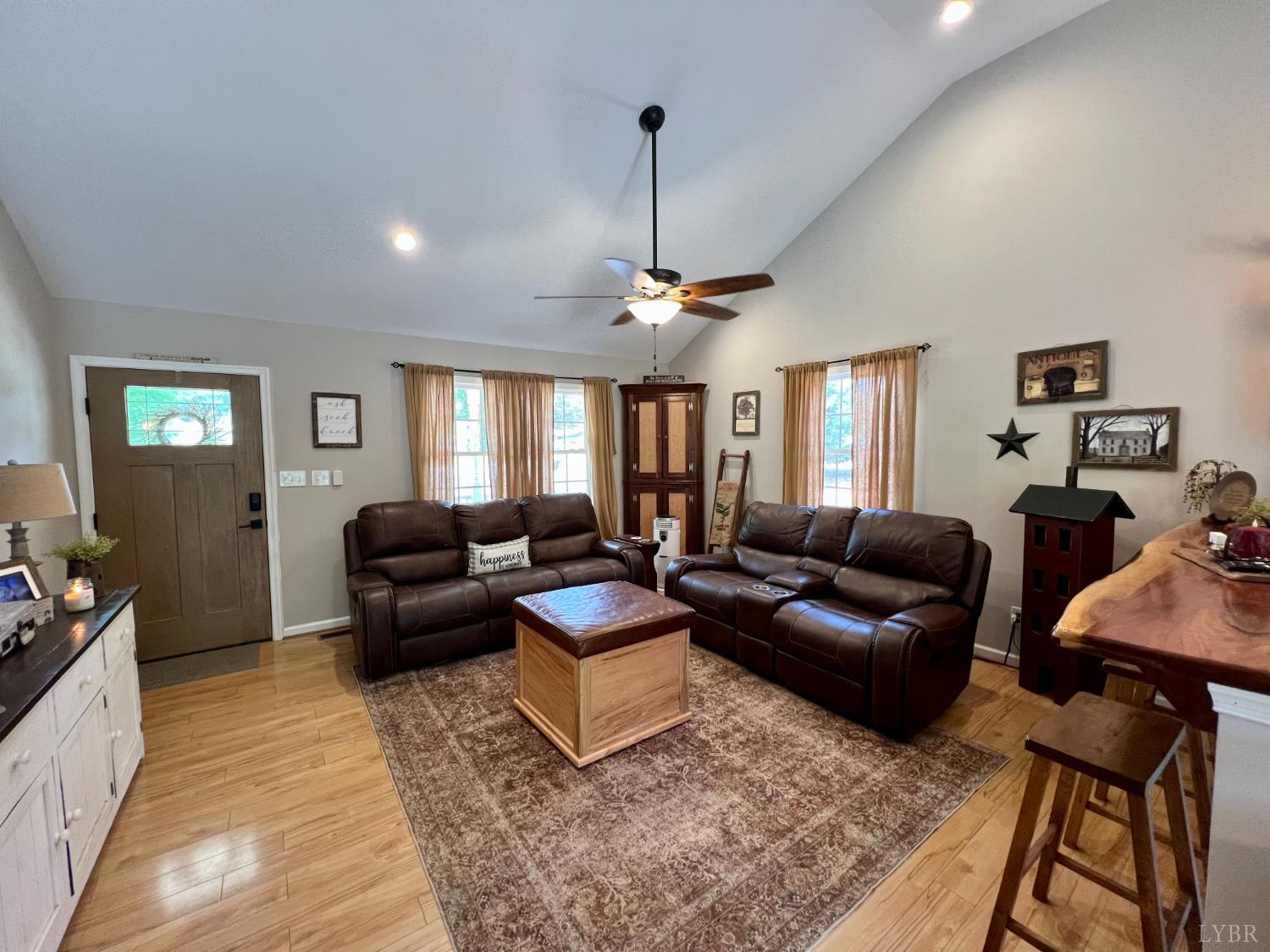 295 Samson Way, Madison Heights, Virginia image 9