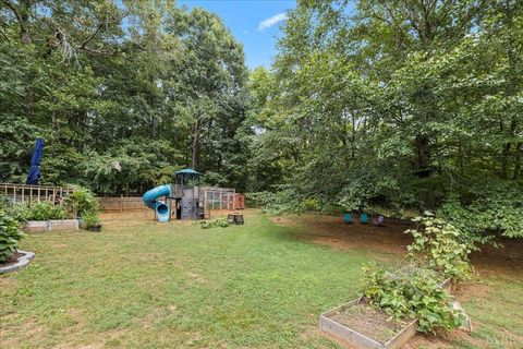 Tiny photo for 250 S Wood Duck Drive, Madison Heights, VA 24572 (MLS # 361776)