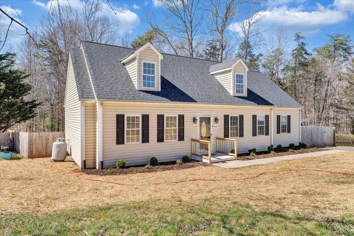 Lynchburg, Virginia 24502, United States, 3 Bedrooms Bedrooms, ,3 BathroomsBathrooms,Residential,Active,94442