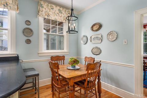 Tiny photo for 1524 Linden Avenue, Lynchburg, VA 24503 (MLS # 364332)