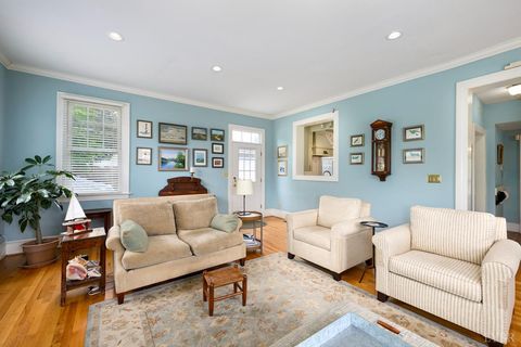 Tiny photo for 1524 Linden Avenue, Lynchburg, VA 24503 (MLS # 364332)