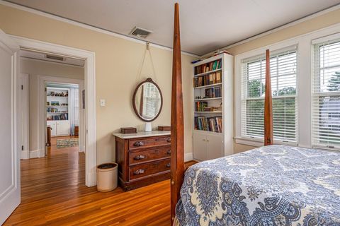 Tiny photo for 1524 Linden Avenue, Lynchburg, VA 24503 (MLS # 364332)