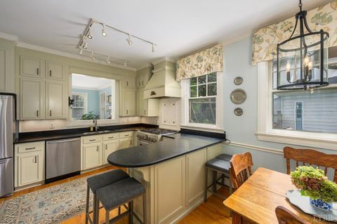 Tiny photo for 1524 Linden Avenue, Lynchburg, VA 24503 (MLS # 364332)