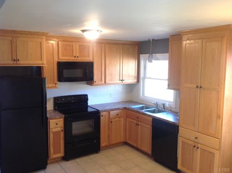 Tiny photo for 1044 Ardmore Circle, Lynchburg, VA 24502 (MLS # 366800)