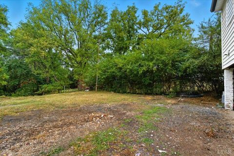 Tiny photo for 490 Oakley Avenue, Lynchburg, VA 24501 (MLS # 362145)