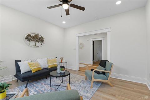 Tiny photo for 490 Oakley Avenue, Lynchburg, VA 24501 (MLS # 362145)