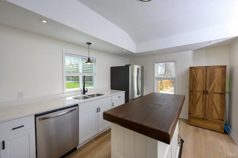 Tiny photo for 453 Plateau Drive, Evington, VA 24550 (MLS # 365079)