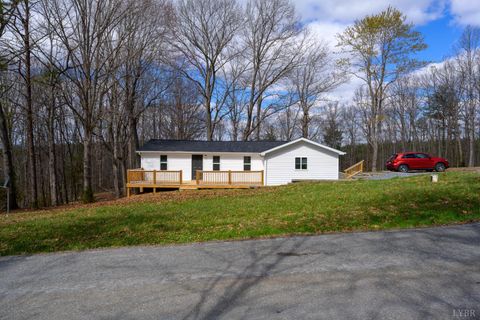 Tiny photo for 453 Plateau Drive, Evington, VA 24550 (MLS # 365079)