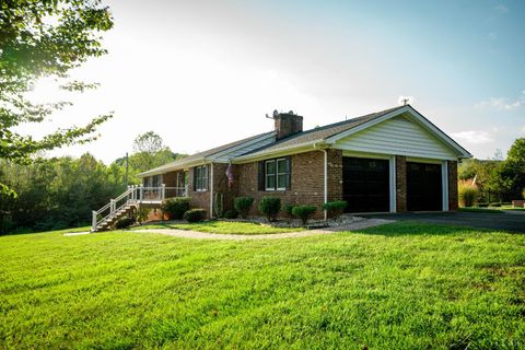 Tiny photo for 2287 Johnson Creek Road, Evington, VA 24550 (MLS # 362259)