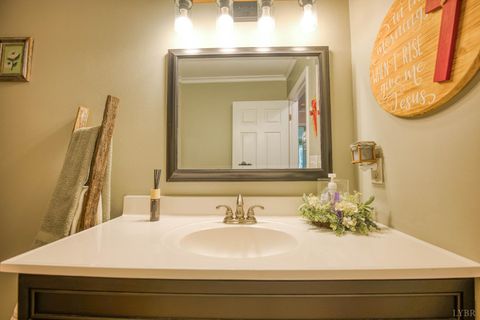 Tiny photo for 2287 Johnson Creek Road, Evington, VA 24550 (MLS # 362259)