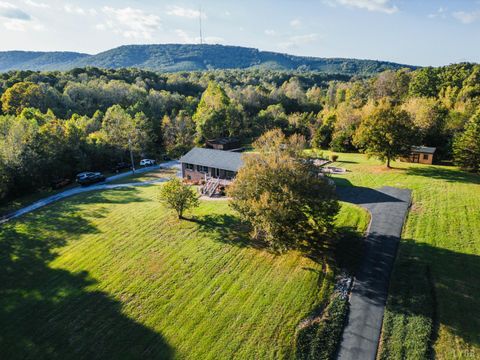 Tiny photo for 2287 Johnson Creek Road, Evington, VA 24550 (MLS # 362259)