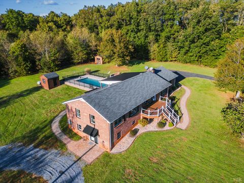 Tiny photo for 2287 Johnson Creek Road, Evington, VA 24550 (MLS # 362259)