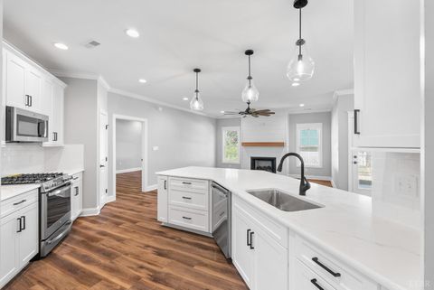 Tiny photo for 117 Craftsman Way, Lynchburg, VA 24503 (MLS # 365335)