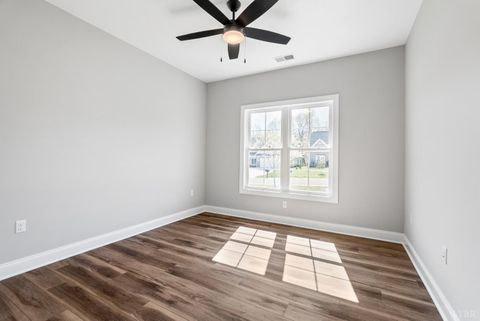 Tiny photo for 117 Craftsman Way, Lynchburg, VA 24503 (MLS # 365335)