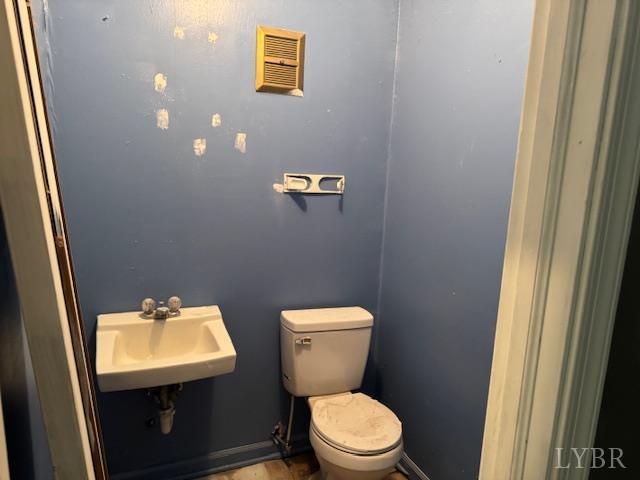 Gretna, Virginia 24557, United States, ,Commercial,Active,238364