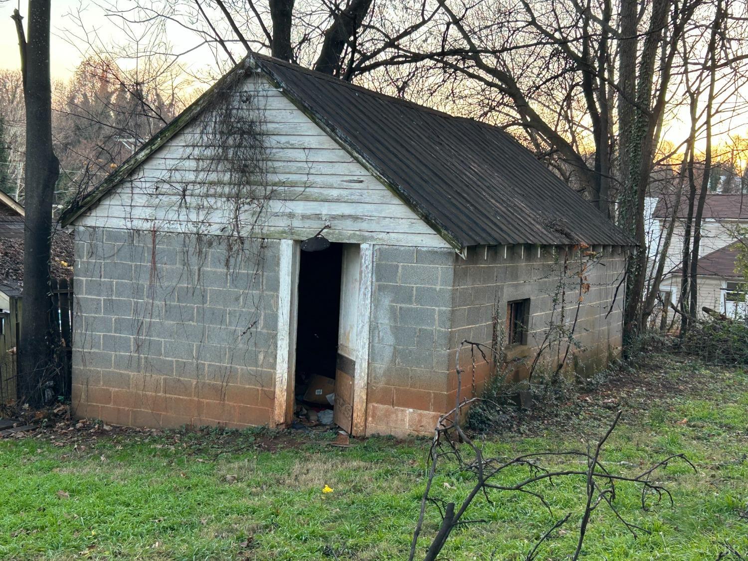 1317 Tilden Avenue, Lynchburg, Virginia image 11