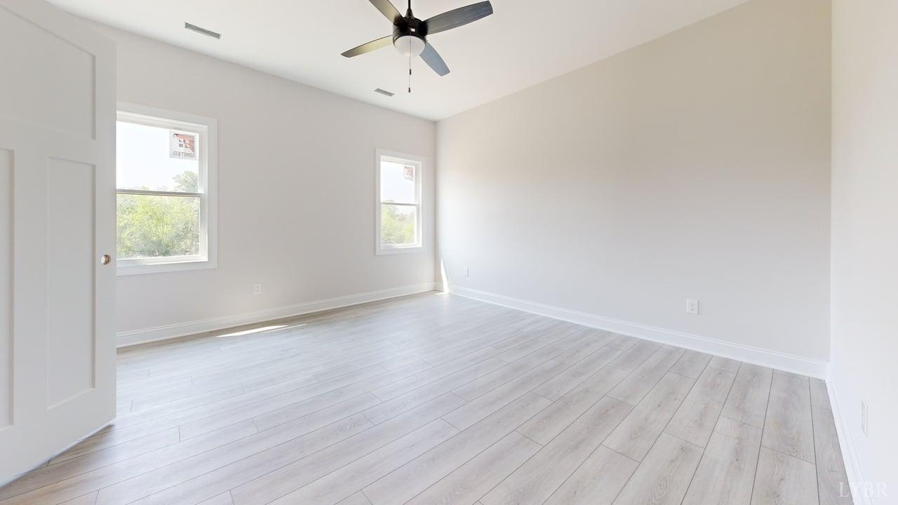 2308 Smith Mountain Lake Parkway, Huddleston, Virginia image 29