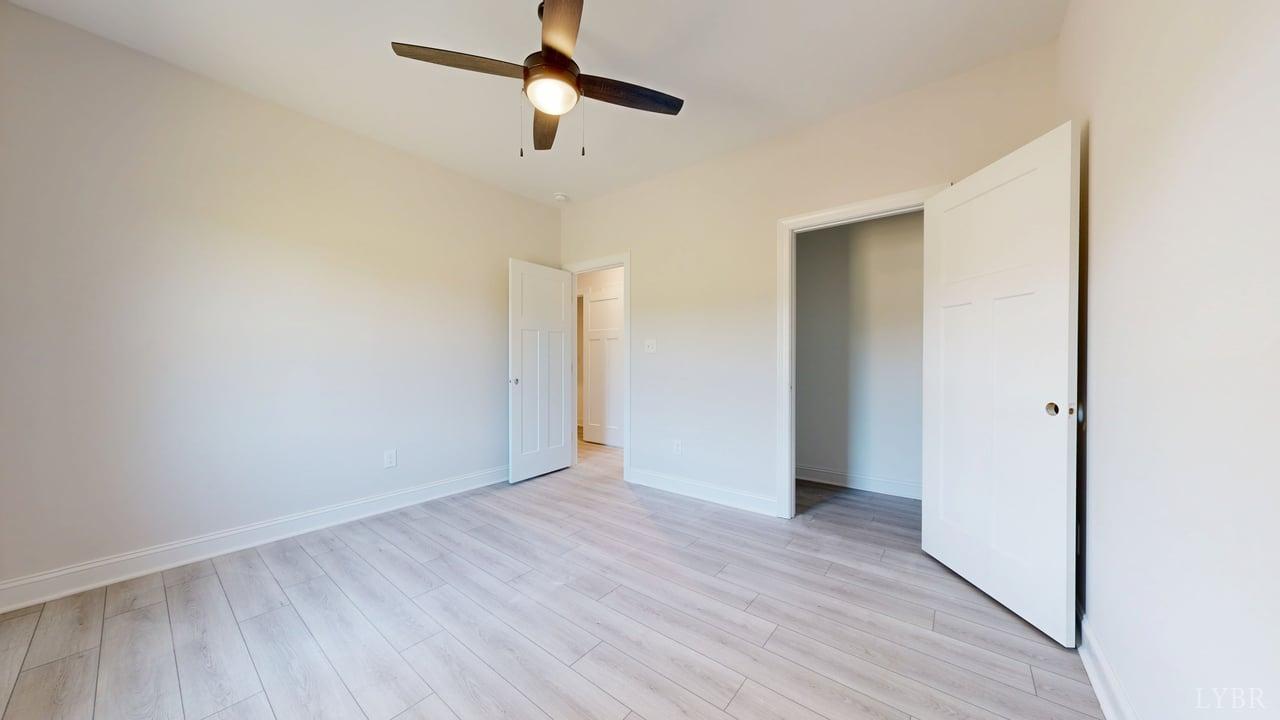 2308 Smith Mountain Lake Parkway, Huddleston, Virginia image 21