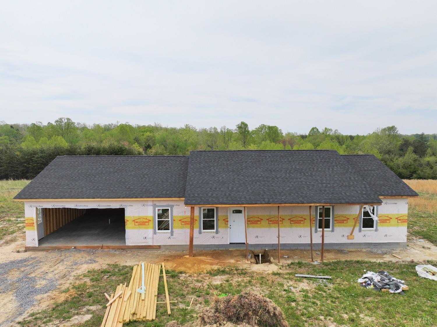1 Smith Mountain Lake Parkway, Huddleston, Virginia image 1