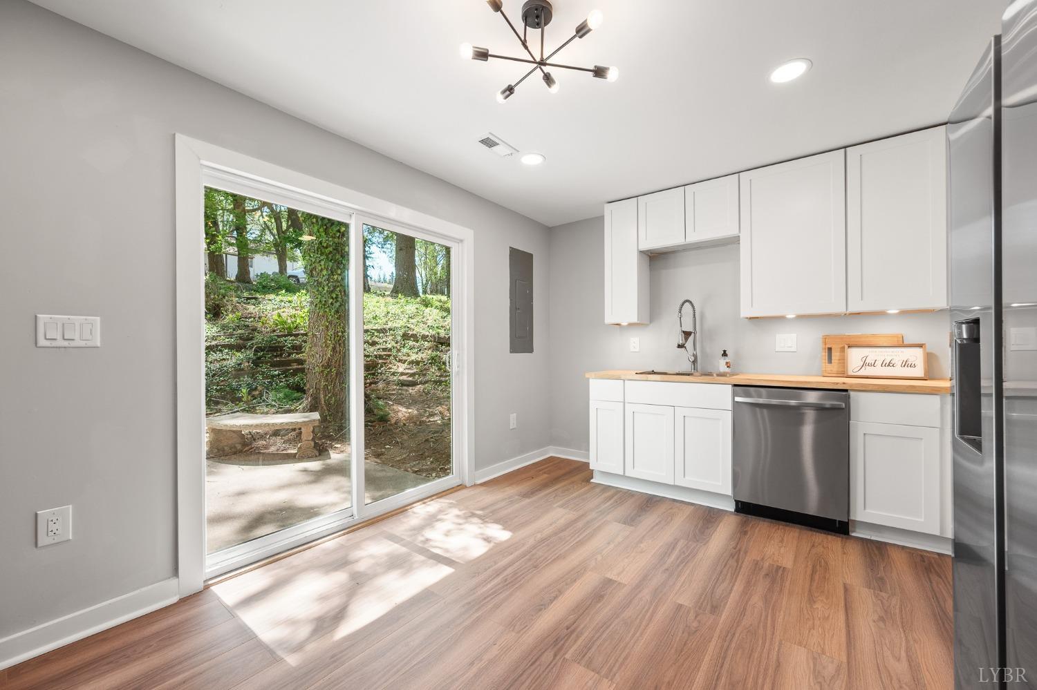 3417 Westbrook Circle, Lynchburg, Virginia image 11