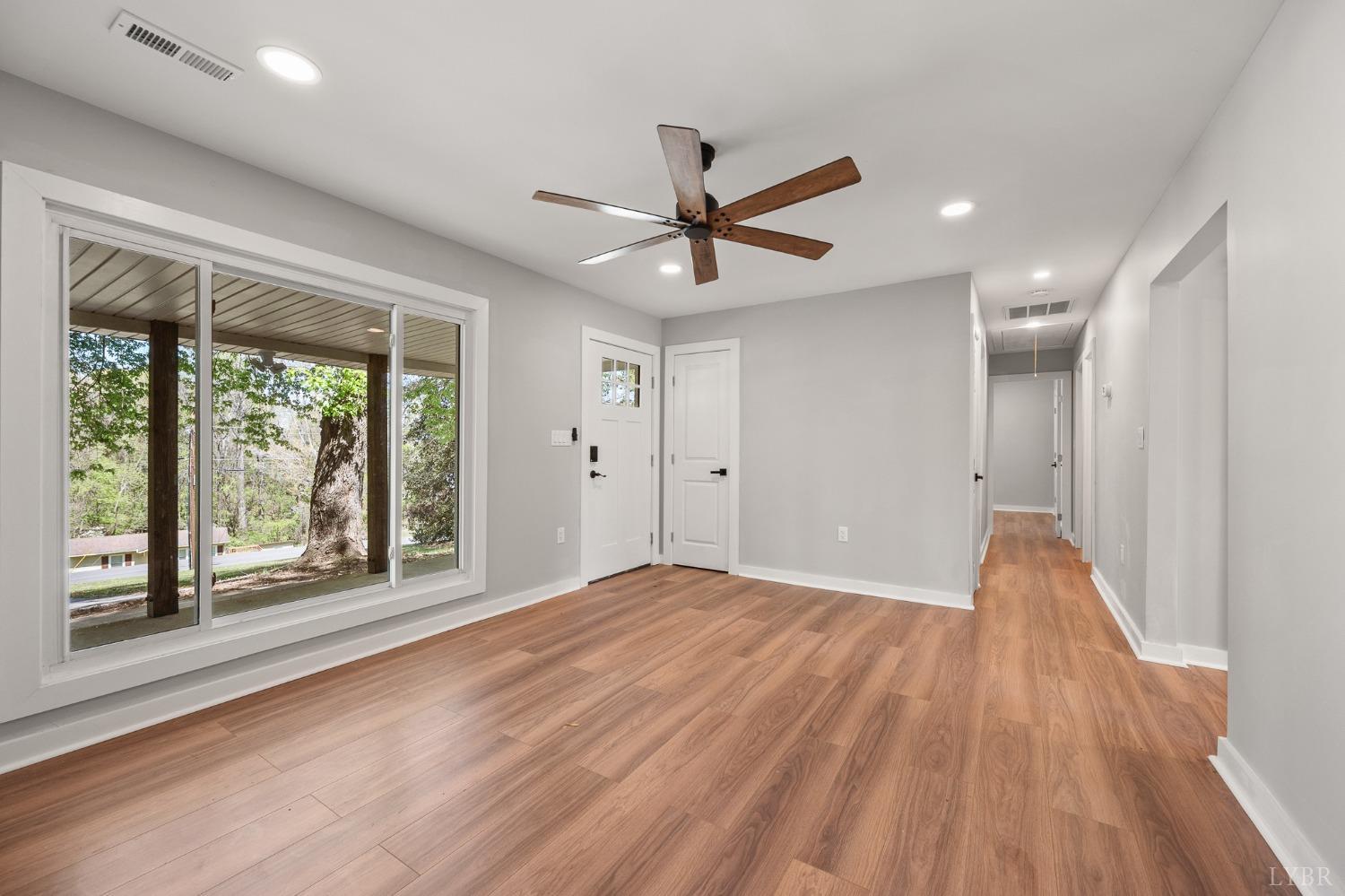 3417 Westbrook Circle, Lynchburg, Virginia image 9