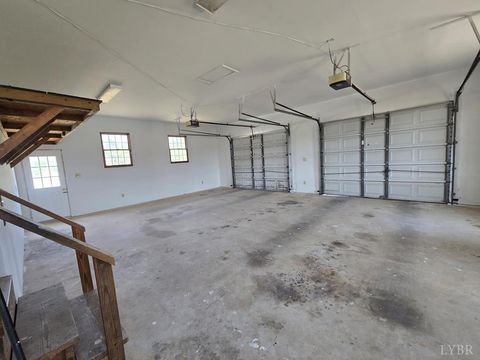 Tiny photo for 375 Schoolhouse Road, Farmville, VA 23901 (MLS # 365694)