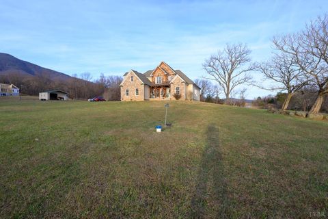 Tiny photo for 7585 Peaks Road, Bedford, VA 24523 (MLS # 363356)