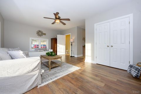 Tiny photo for 7585 Peaks Road, Bedford, VA 24523 (MLS # 363356)