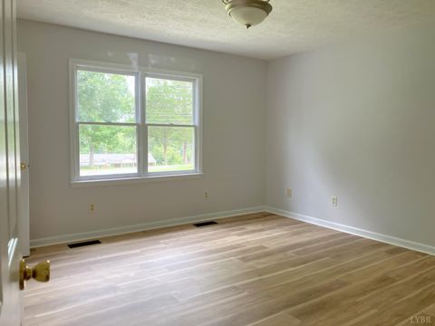 Tiny photo for 1593 Timberlake Dr Dr, Lynchburg, VA 24502 (MLS # 363819)