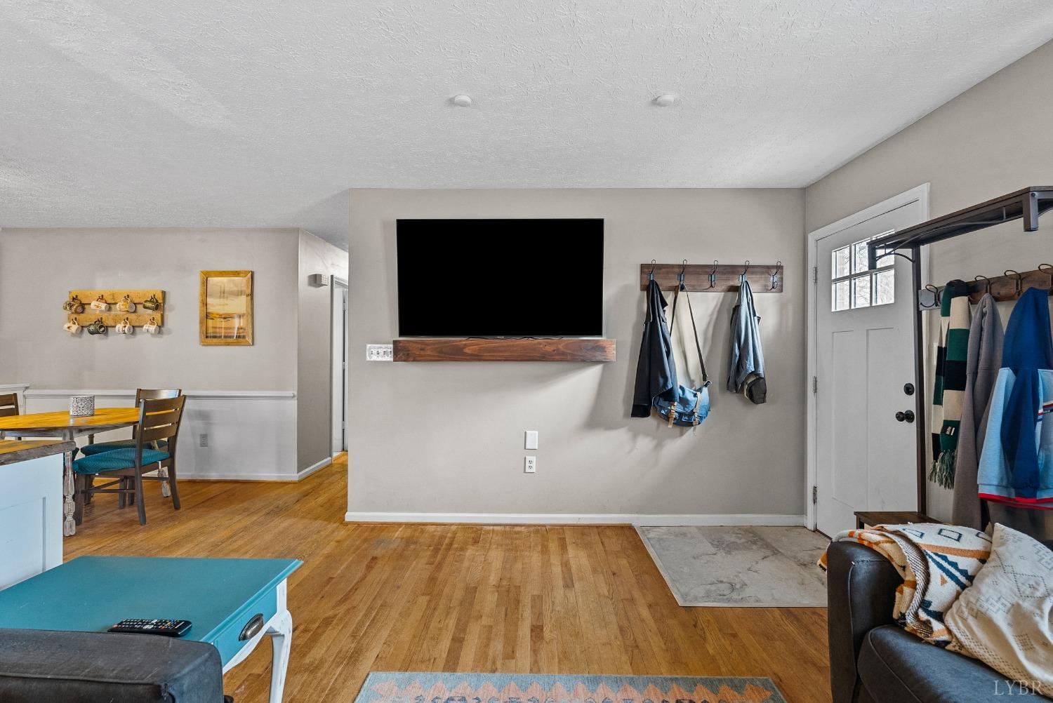 206 Simsbury Lane, Forest, Virginia image 7