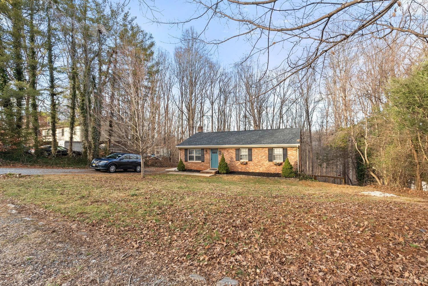 206 Simsbury Lane, Forest, Virginia image 45