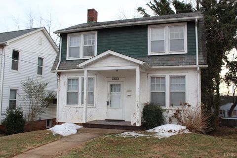 Tiny photo for 913 Dearing Street, Lynchburg, VA 24503 (MLS # 364547)
