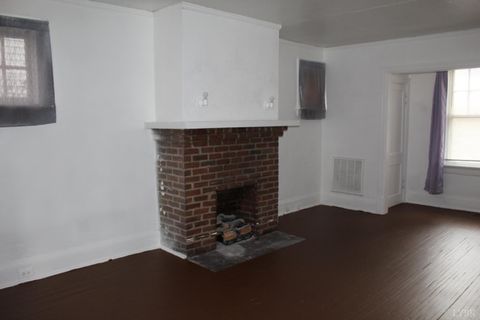 Tiny photo for 913 Dearing Street, Lynchburg, VA 24503 (MLS # 364547)