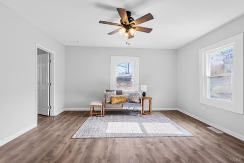 Tiny photo for 217 Race Street, Lynchburg, VA 24504 (MLS # 364829)