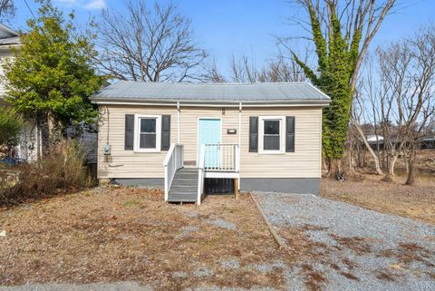 Photo of 217 Race Street, Lynchburg, VA 24504 (MLS # 364829)