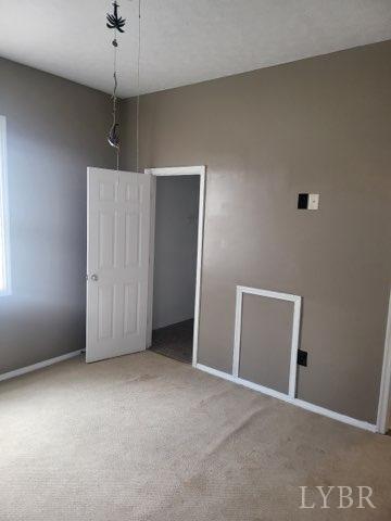 Lynchburg, Virginia 24504, United States, 3 Bedrooms Bedrooms, ,2 BathroomsBathrooms,Residential,Pending,54861