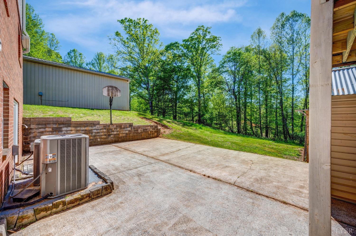 1132 Bancroft Ln, Goode, Virginia image 46
