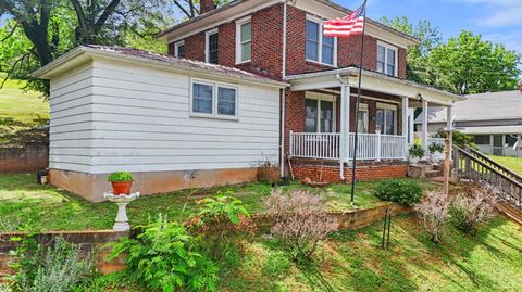 Photo of 10662 Lee Jackson Hwy. Hwy, Big Island, VA 24526 (MLS # 364045)