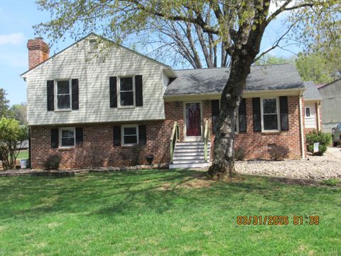 Tiny photo for 135 Cheyenne Drive, Lynchburg, VA 24502 (MLS # 365478)