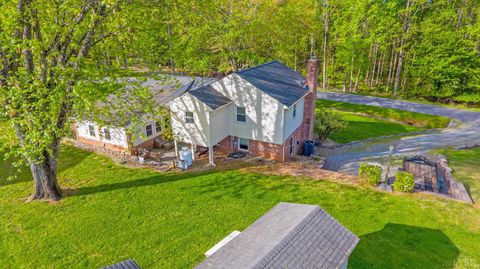 Tiny photo for 135 Cheyenne Drive, Lynchburg, VA 24502 (MLS # 365478)