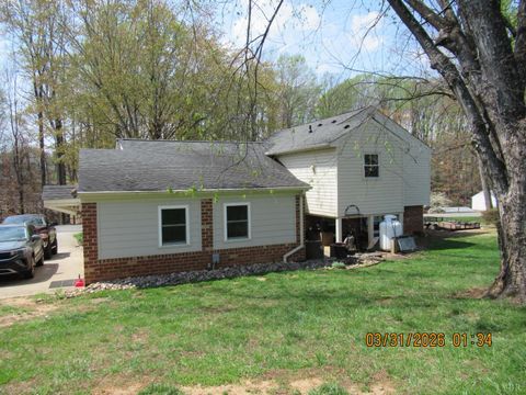 Tiny photo for 135 Cheyenne Drive, Lynchburg, VA 24502 (MLS # 365478)