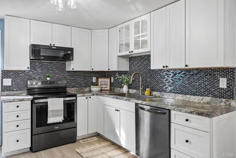 Tiny photo for 997 Toytown Rd. Rd, Amherst, VA 24521 (MLS # 365275)