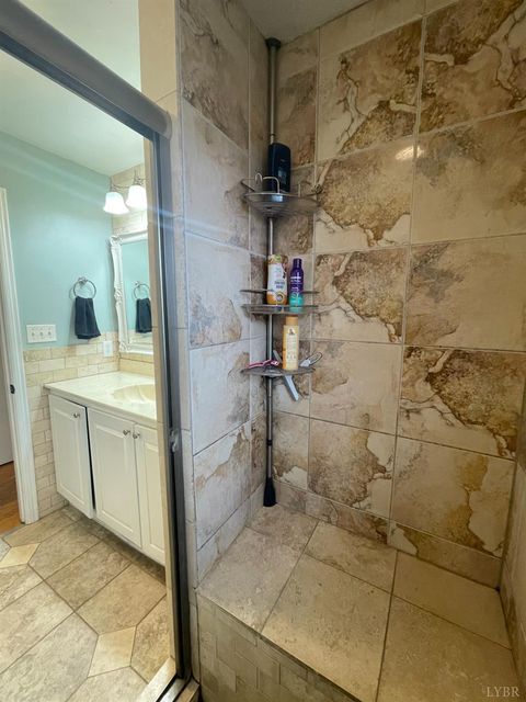 Tiny photo for 1124 Roundtree Drive, Bedford, VA 24523 (MLS # 364229)