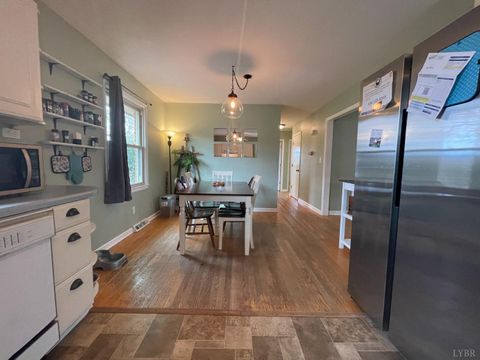 Tiny photo for 1124 Roundtree Drive, Bedford, VA 24523 (MLS # 364229)