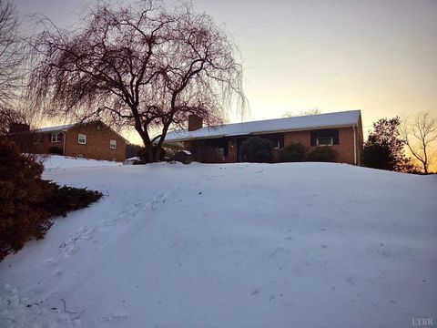 Tiny photo for 1124 Roundtree Drive, Bedford, VA 24523 (MLS # 364229)