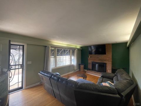 Tiny photo for 1124 Roundtree Drive, Bedford, VA 24523 (MLS # 364229)