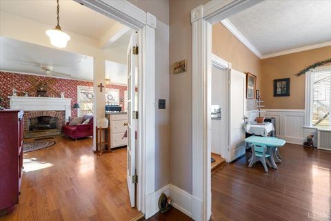 Tiny photo for 601 Henry Street St, Gretna, VA 24557 (MLS # 363422)