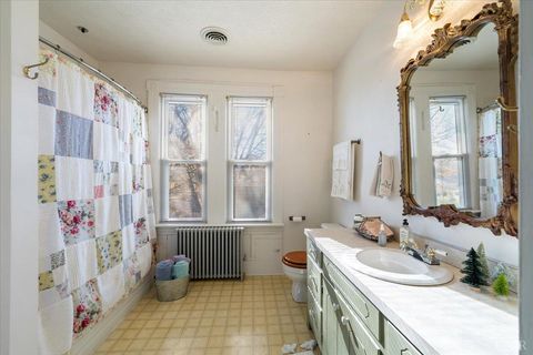 Tiny photo for 601 Henry Street St, Gretna, VA 24557 (MLS # 363422)