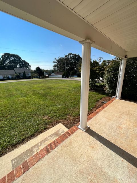 Tiny photo for 73 Highview Place, Lynchburg, VA 24502 (MLS # 364067)