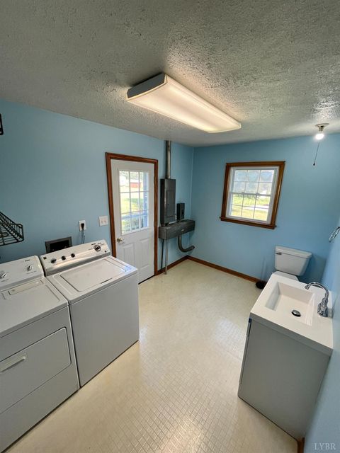 Tiny photo for 73 Highview Place, Lynchburg, VA 24502 (MLS # 364067)